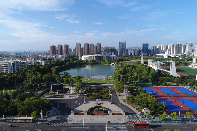 博鱼·体育获评湖南省“平安建设示范校”